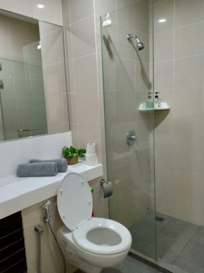 118 Island Plaza Suite City8 By Joal Tanjung Tokong Eksteriør bilde